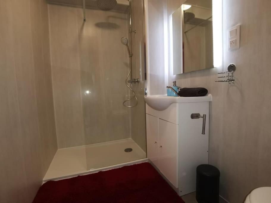 Апартаменты N1 F2 40M2 Avec Petit Jardin Эрувиль-Сен-Клер Экстерьер фото