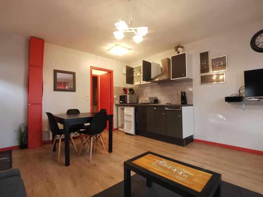 Апартаменты N1 F2 40M2 Avec Petit Jardin Эрувиль-Сен-Клер Экстерьер фото