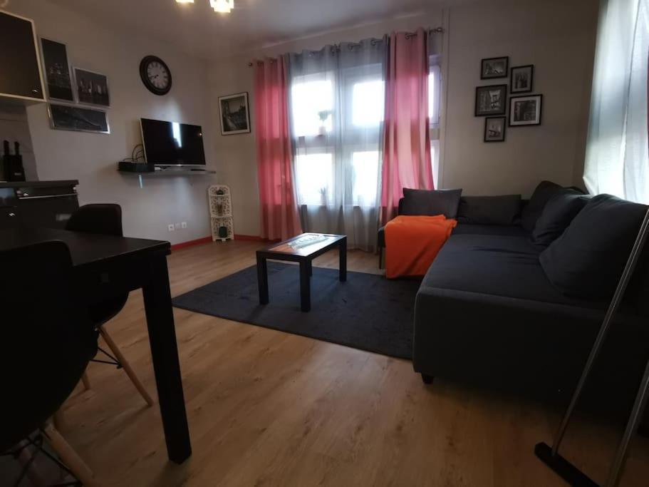 Апартаменты N1 F2 40M2 Avec Petit Jardin Эрувиль-Сен-Клер Экстерьер фото
